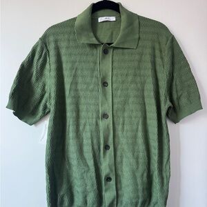 Green Textured Men's Casual Button Down Shirt